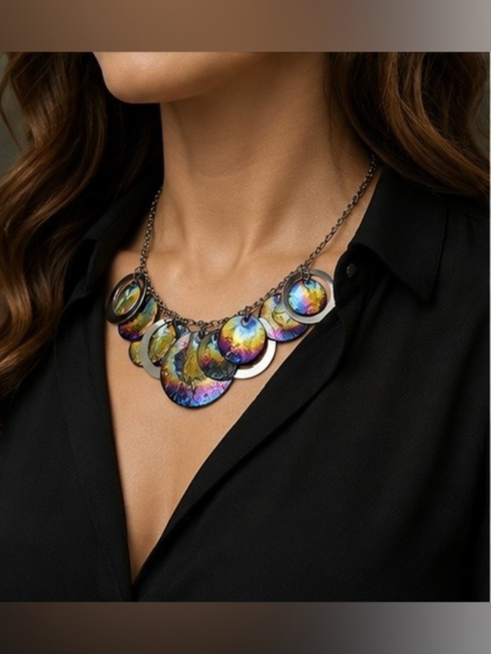 ✨Anodized discs necklace w/iridescent “oil slick” metallic gunmetal chain ✨